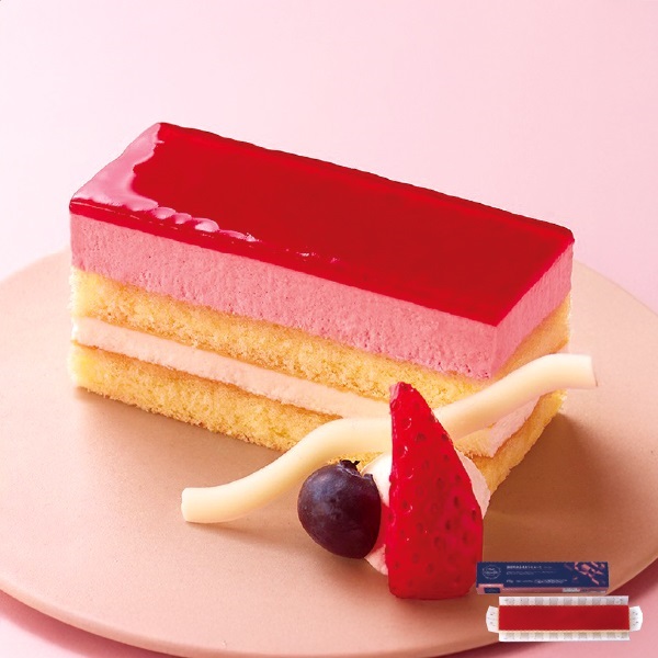 フリーカットケーキ 福岡県産あまおうのムース 450g